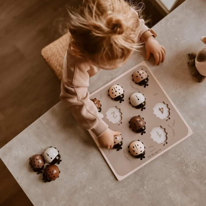 Mrs Ertha - My Ladies - Houten lieveheersbeestje tel puzzel