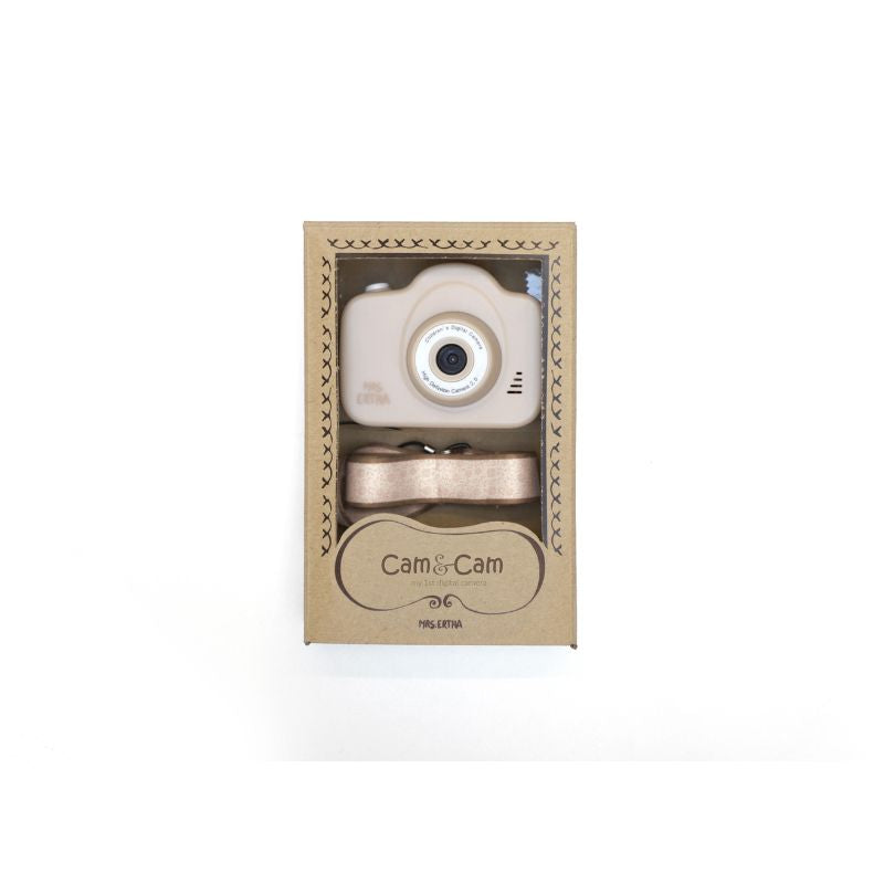 mrs mrs. ertha camcam cam digitale camera my first mijn eerste blush foto's maken kamera fotocamera kinderen kind peuter kleuter met koord touw om vast te houden blush bloemetjes strap