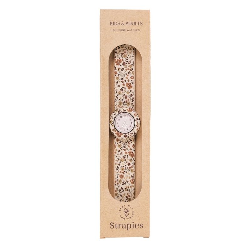 Mrs Ertha Mrs. Horloge klokje watch strapies silliconen bandje stip unique dots stippen stipjes klapbandje omslaan hartjes lovely roots kind volwassene hart klok tijd leren klokkijken speckled diamond geel wit almelo bloemen bloemetjes magic garden 