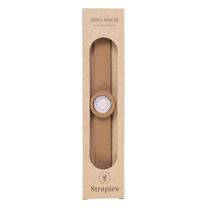 Mrs Ertha Mrs. Horloge klokje watch strapies silliconen bandje stip unique dots stippen stipjes klapbandje omslaan hartjes lovely roots kind volwassene hart klok tijd leren klokkijken peanut bruin beige 