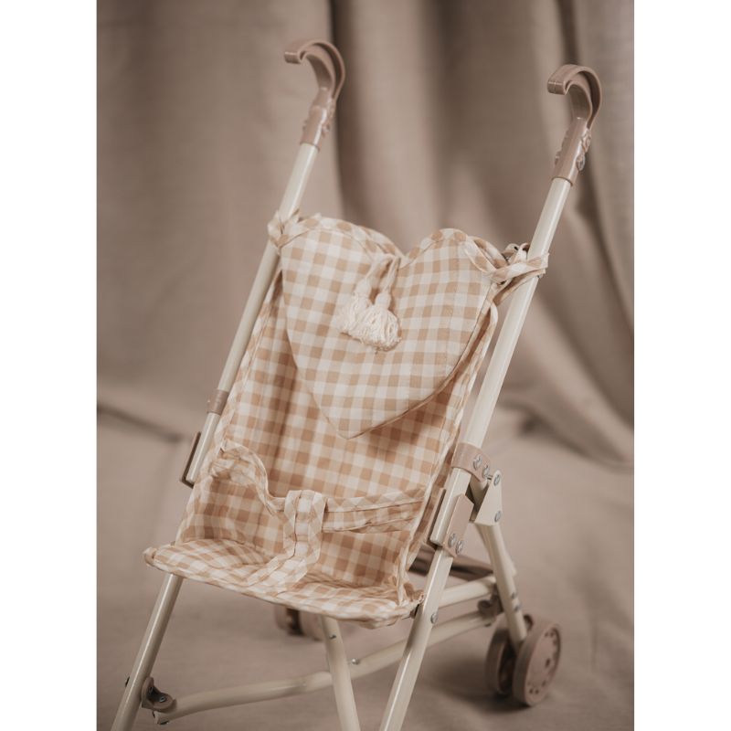 mrs ertha mrs. kinderwagen poppenwagen buggy poppenbuggy spelen poppen wandelen lopen pop strawberry aardbeitjes met tasje wieltjes inklapbaar soft squares blokjes vierkantjes