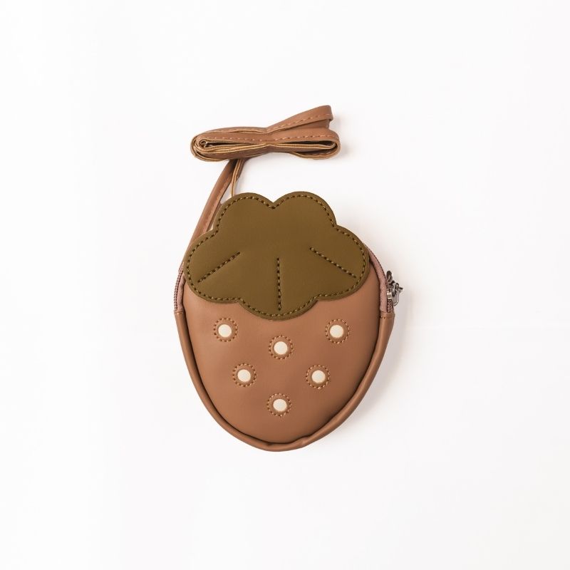Mrs ertha mrs. mini tasje wallet portemonnee vlinder dragen afneembaar hengsel adjustable strap rits zipper butterfly handtas tas kindertas kindertasje schoudertas aardbei accessoire zomer stylish