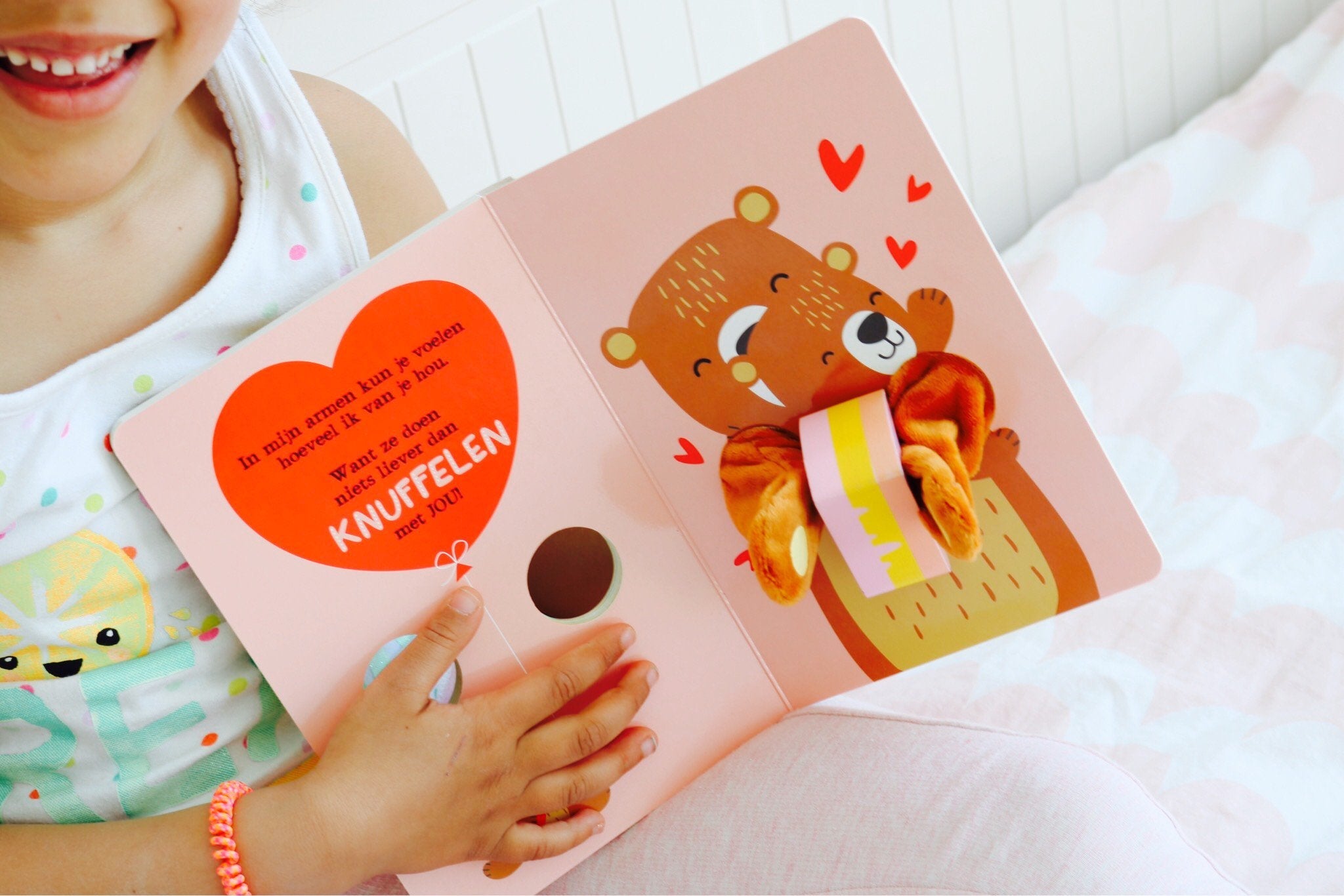 Boek 'Knuffel me kleine olifant' - Imagebooks Factory - Spelen