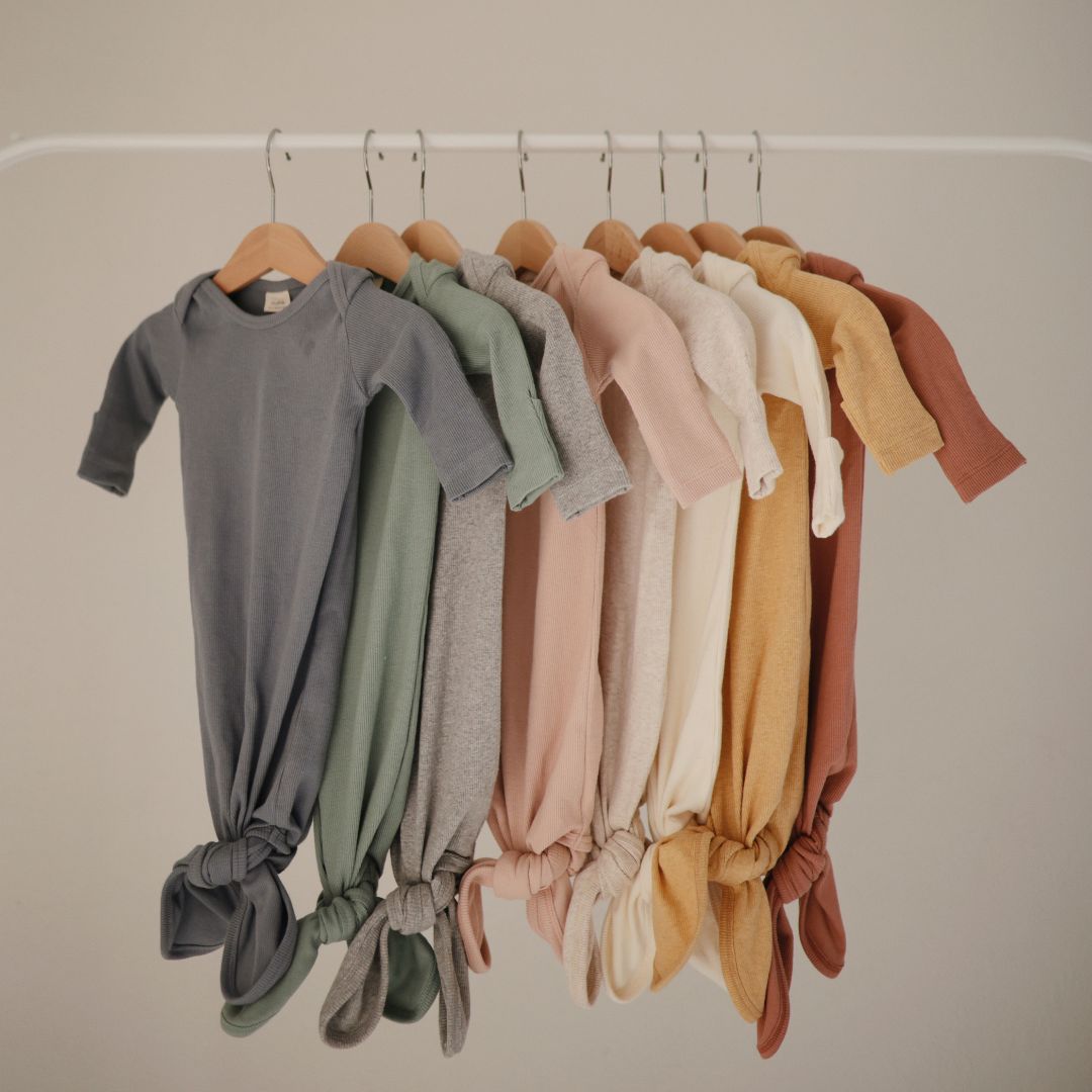 Mushie Ribbed Knotted Baby Gown Gray Melange - Slaapzak/body 0-3 maanden