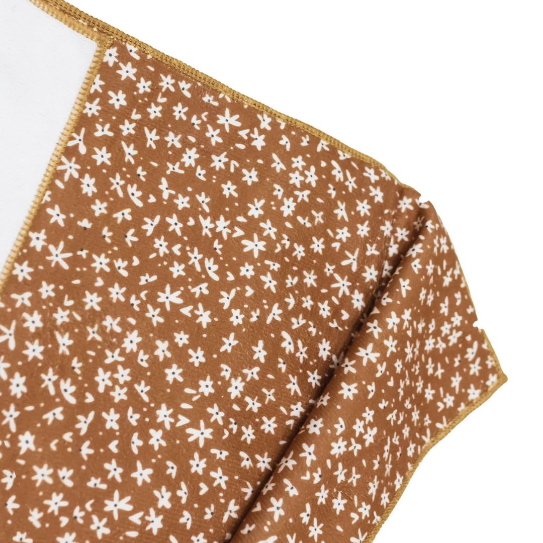 Mrs. Ertha Strandtas met strandhanddoek Bloemen