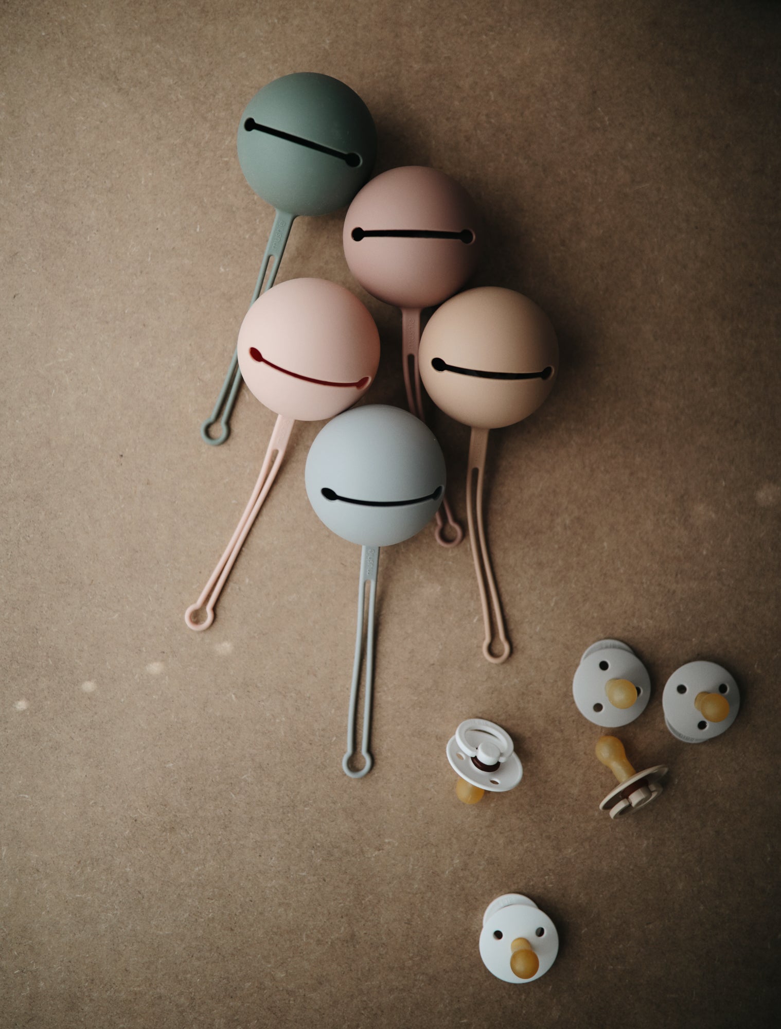 Mushie fopspeenhouder Cloudy Mauve - Little Concept